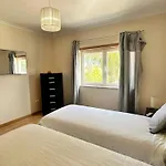 Heilige Efigenie By Interhome Lourinhã