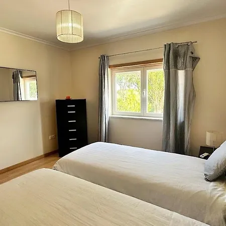 Heilige Efigenie By Interhome ロウリニャン