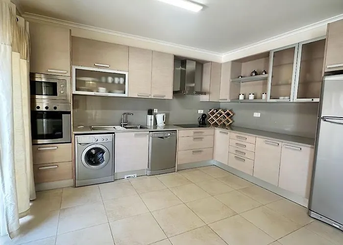 Heilige Efigenie By Interhome Casa vacanze Lourinhã